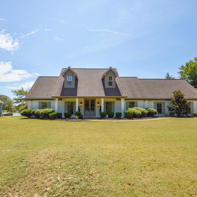 742 W Briar Lake Dr, Starkville, MS 39759