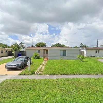 7840 Farragut St, Hollywood, FL 33024