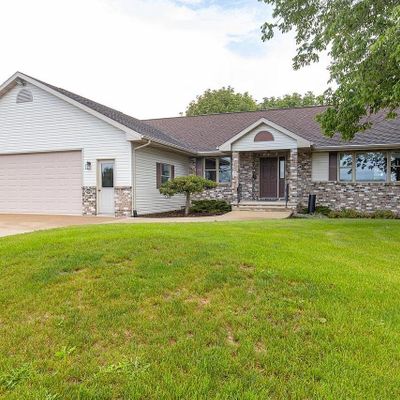 W346 Nottingham Way, Sherwood, WI 54169