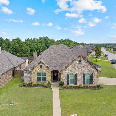 100 Fredricksburg Cir, Hallsville, TX 75650