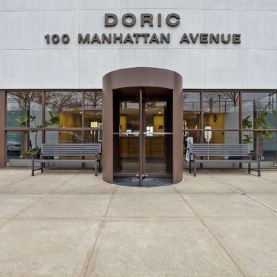 100 Manhattan Ave # 1610, Union City, NJ 07087