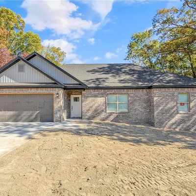 100 Selkirk Drive, Bella Vista, AR 72715