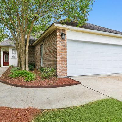 9072 Winding Lake Ave, Baton Rouge, LA 70810