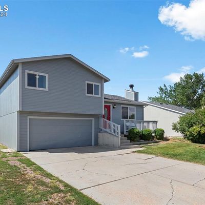 908 Bromefield Dr, Fountain, CO 80817