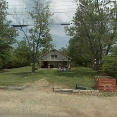 910 12 Th St, Mena, AR 71953