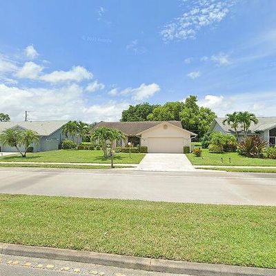 914 Charlemagne Blvd, Naples, FL 34112