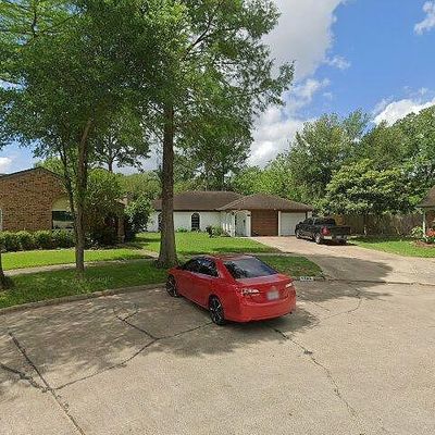 9439 Sanford Rd, Houston, TX 77031