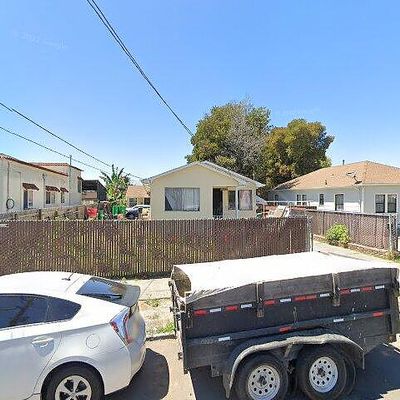 9631 Olive St, Oakland, CA 94603