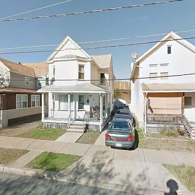 97 W Walnut St, Kingston, PA 18704