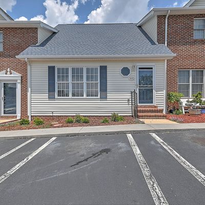 105 Rainbow Circle # 105, Bristol, VA 24202