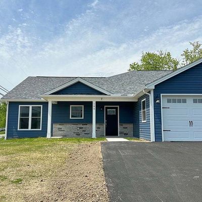 105 Red Tail Circle, Duncansville, PA 16635