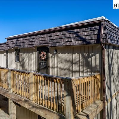 105 Upper Holiday Ln, Beech Mountain, NC 28604