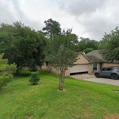 10554 Parkside Dr, Willis, TX 77318