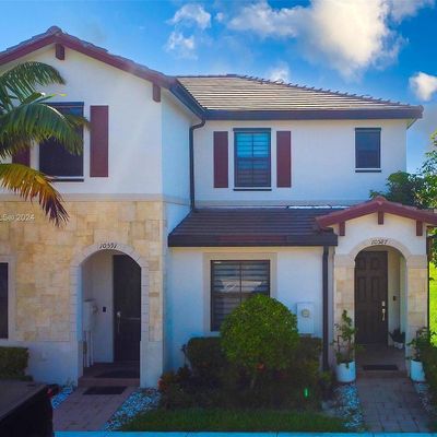 10587 W 33 Rd Ct, Hialeah, FL 33018