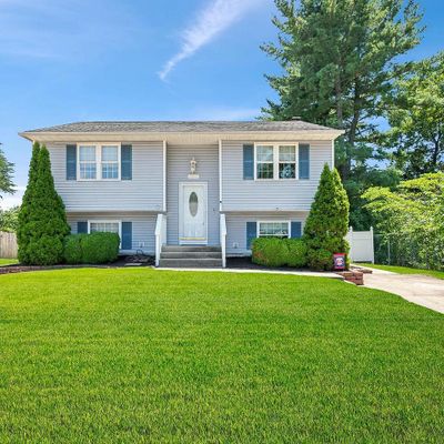 106 Henry St, Delran, NJ 08075