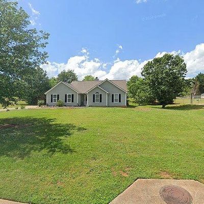 106 Massey Ln, Locust Grove, GA 30248