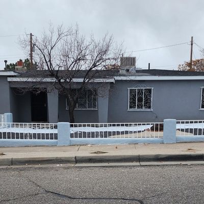 10622 Benavides Rd Sw, Albuquerque, NM 87121