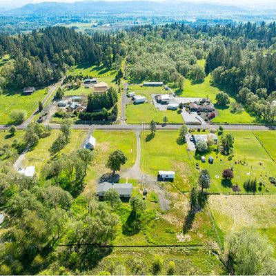 1064 Cleveland Hill Rd, Roseburg, OR 97471