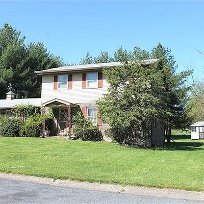 108 Hillside Dr, Coopersburg, PA 18036