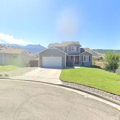 108 Hawthorne Way, Parachute, CO 81635