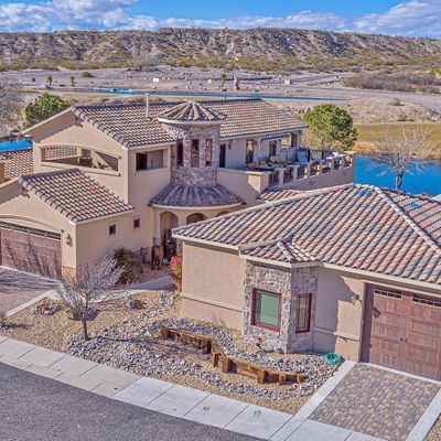 108 Lake View Road, Elephant Butte, NM 87935