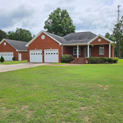 108 Parkdale Dr, Hartwell, GA 30643