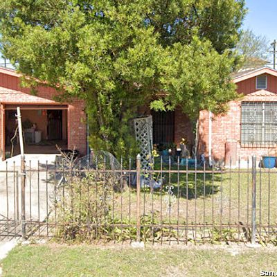 108 W Los Ebanos St, San Juan, TX 78589