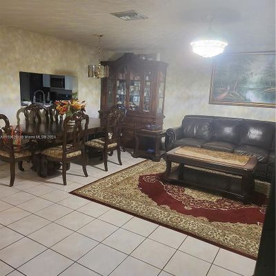 10877 Nw 8 Th St, Pembroke Pines, FL 33026