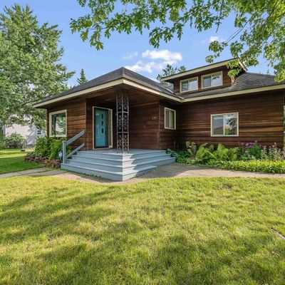 109 Lakeview Blvd, Coleraine, MN 55722