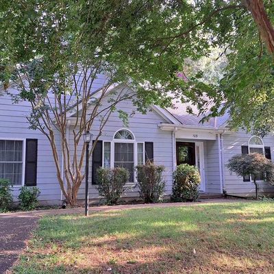 109 Landin Cir, Charlottesville, VA 22902