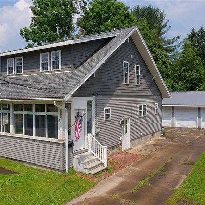 1092 N Center St, Corry, PA 16407