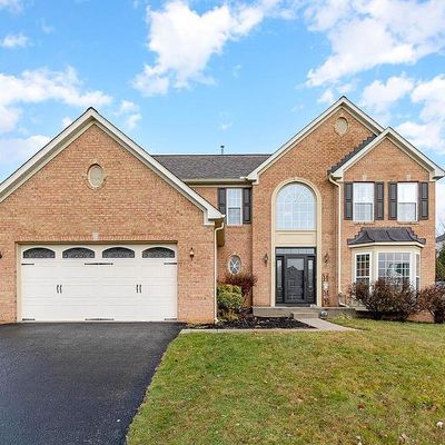 11 Yara Way, Hanover, PA 17331