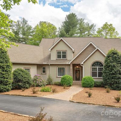 110 And 140 Fox Chase Drive, Hendersonville, NC 28739