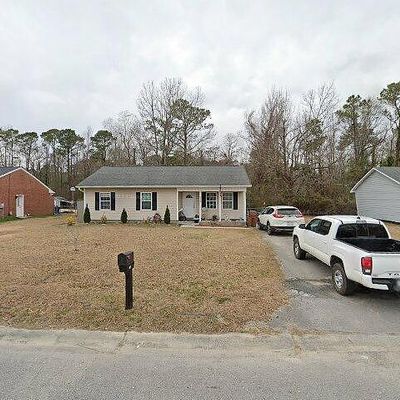 110 Balsam Rd, Jacksonville, NC 28546