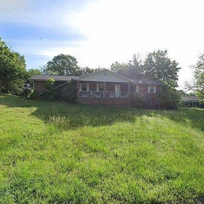 110 Timberlake Dr, Harriman, TN 37748