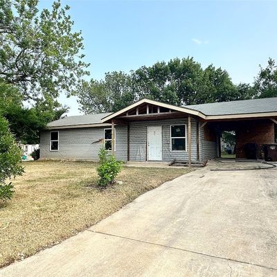 1100 Monte Vista Dr, Lockhart, TX 78644