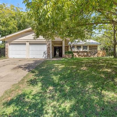 1106 Julie St, Weatherford, TX 76086