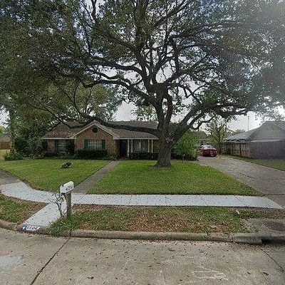 1106 S Kaufman Dr, Deer Park, TX 77536