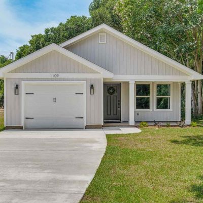 1109 A Polk Ave, Pensacola, FL 32507