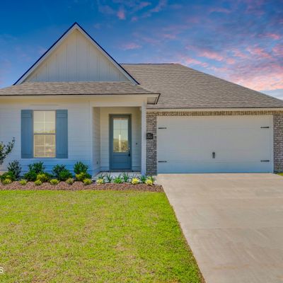 111 Benson Grove Drive, Youngsville, LA 70592