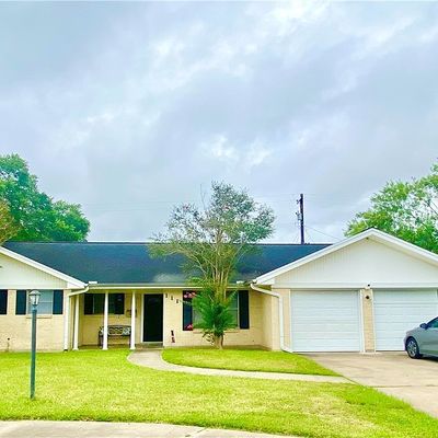 111 Kenilworth Glen St, Victoria, TX 77904