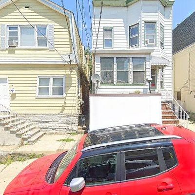 1110 85 Th St, North Bergen, NJ 07047