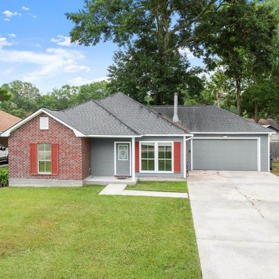 11146 Village Green Dr, Greenwell Springs, LA 70739