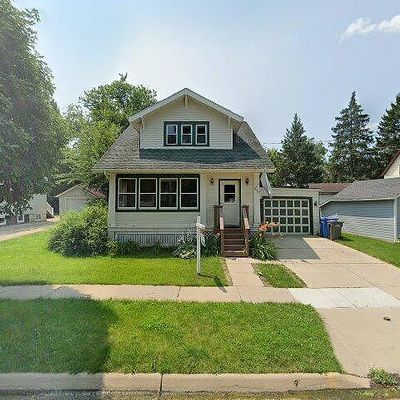 1007 Carr St, Watertown, WI 53094