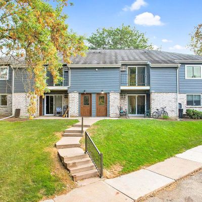 1008 Whispering Pines Way, Fitchburg, WI 53713