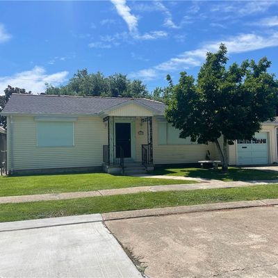 101 Melody Dr, Metairie, LA 70001