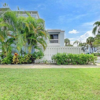 1010 Ne 8th Avenue, Delray Beach, FL 33483