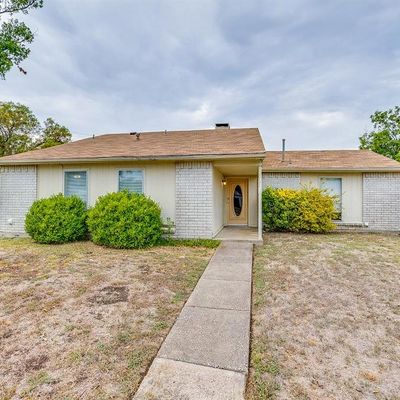 1011 Elk Grove Dr, Richardson, TX 75081