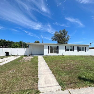 1011 Ne Bianca, Palm Bay, FL 32905