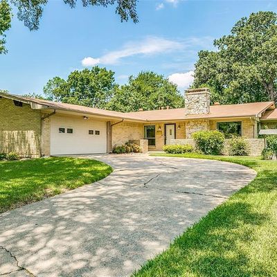 1013 N Sleepy Hollow Drive, Irving, TX 75061